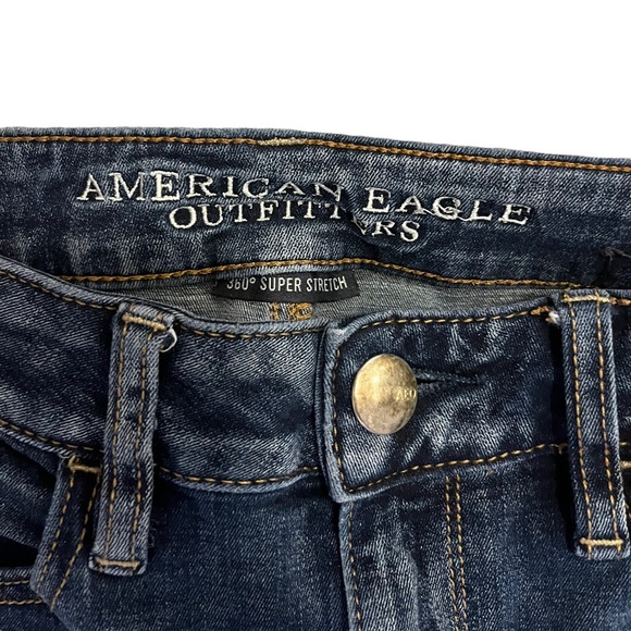 AE HIGH RISE DISTRESSED JEGGINGS - Picture 2 of 6